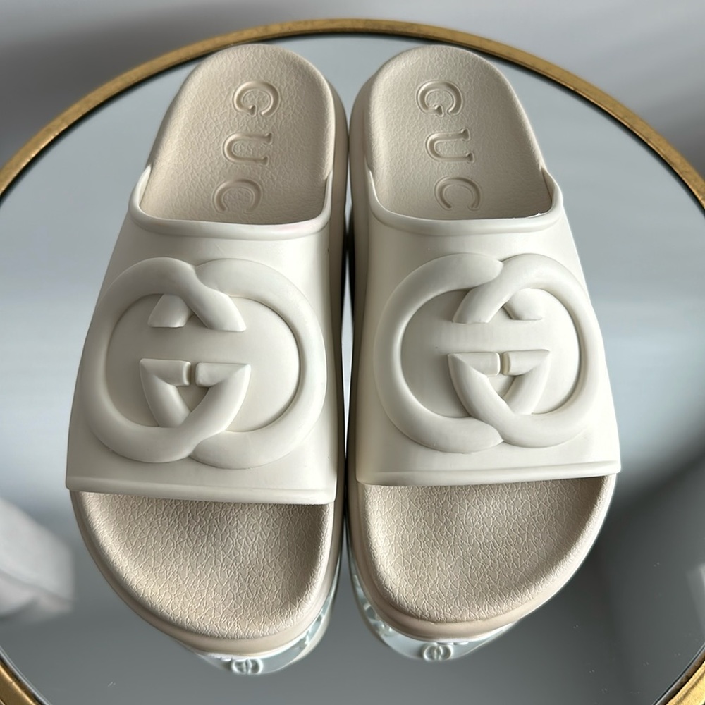 Double G Interlocking Slides